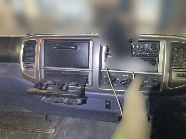 日野レンジャーダンプ中型（4t）[写真35]