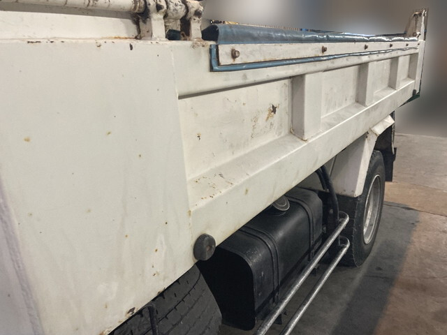 日野レンジャーダンプ中型（4t）[写真06]