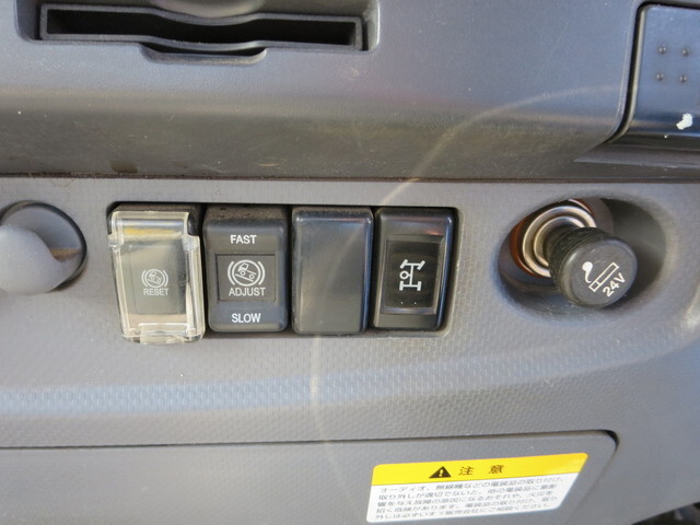 いすゞフォワードクレーン5段中型（4t）[写真28]