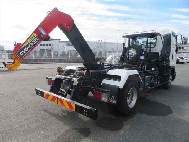 いすゞフォワードコンテナ専用車中型（4t）[写真26]