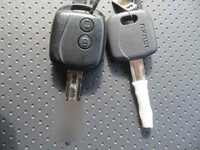 いすゞフォワードコンテナ専用車中型（4t）[写真29]