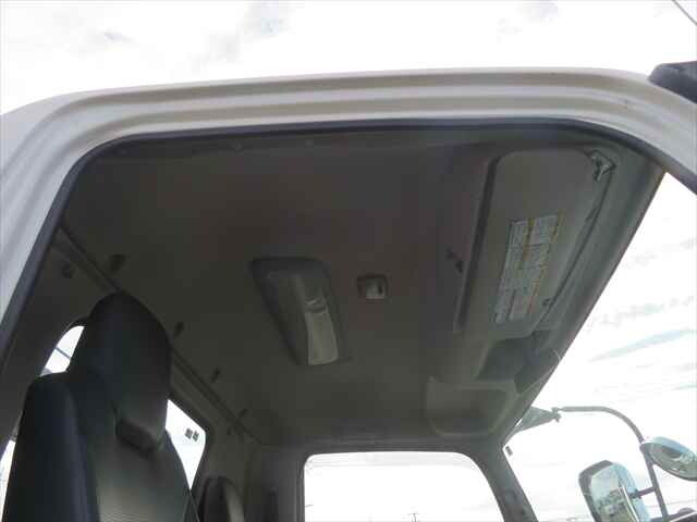 いすゞフォワードコンテナ専用車中型（4t）[写真31]