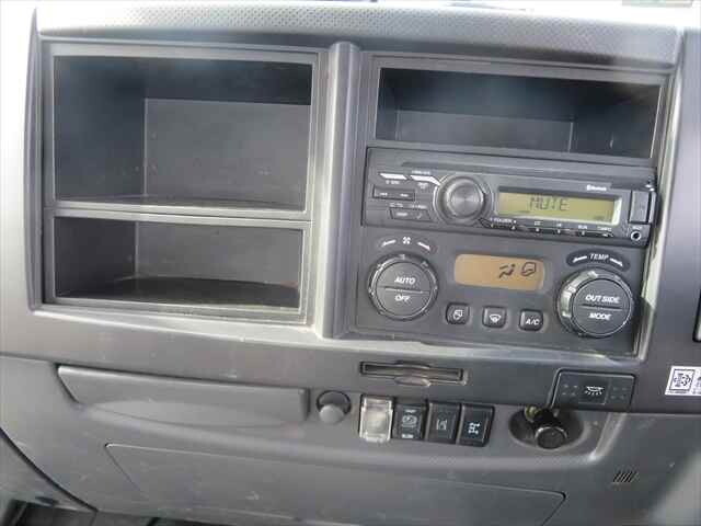 いすゞフォワードコンテナ専用車中型（4t）[写真35]