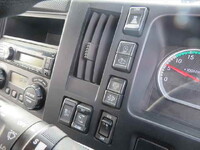 いすゞフォワードコンテナ専用車中型（4t）[写真38]