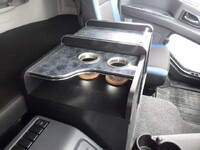 いすゞギガアルミウイング大型（10t）[写真24]