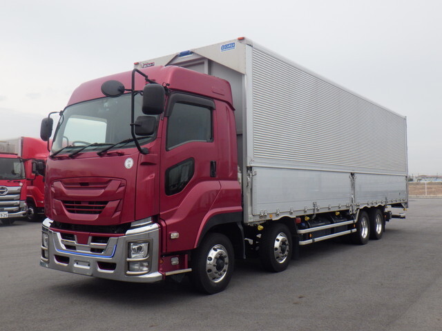 いすゞギガアルミウイング大型（10t）[写真03]