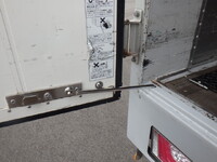 いすゞギガアルミウイング大型（10t）[写真09]