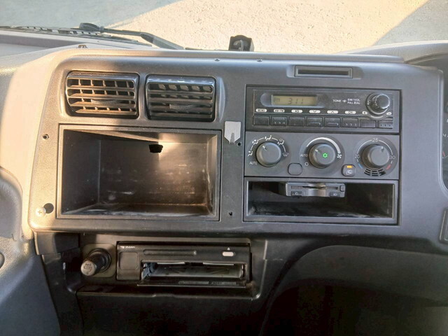 三菱ふそうスーパーグレートトレーラーヘッド（トラクターヘッド）大型（10t）[写真31]