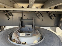 UDトラックスクオンアルミウイング大型（10t）[写真25]