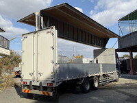 UDトラックスクオンアルミウイング大型（10t）[写真02]