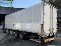 UDトラックスクオンアルミウイング大型（10t）[写真05]