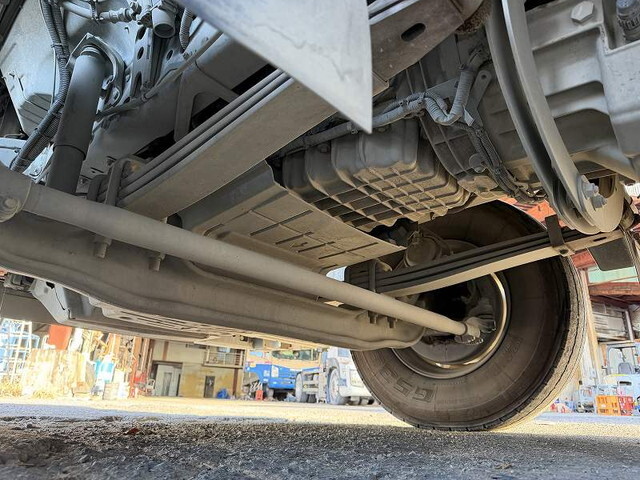 三菱ふそうスーパーグレートダンプ大型（10t）[写真27]