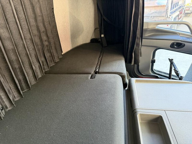 三菱ふそうスーパーグレートダンプ大型（10t）[写真35]