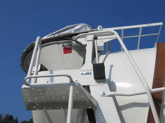 日野プロフィアミキサー車（コンクリートミキサー）大型（10t）[写真08]