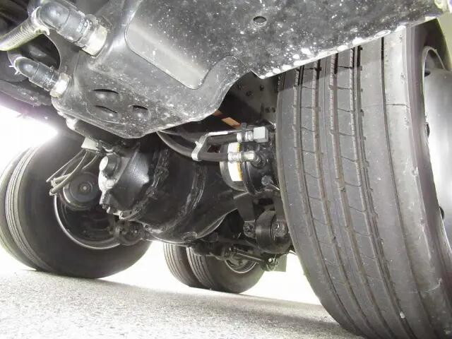 三菱ふそうファイタークレーン4段増トン（6t・8t）[写真23]