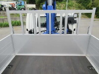 三菱ふそうファイタークレーン4段増トン（6t・8t）[写真08]