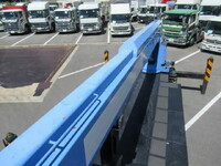 いすゞフォワード高所作業車増トン（6t・8t）[写真14]