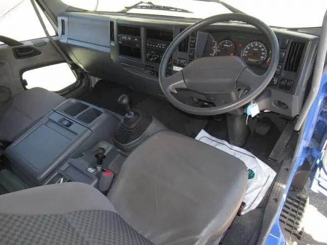 いすゞフォワード高所作業車増トン（6t・8t）[写真20]