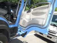 いすゞフォワード高所作業車増トン（6t・8t）[写真26]