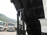 三菱ふそうファイター深ダンプ（土砂禁ダンプ）増トン（6t・8t）[写真12]