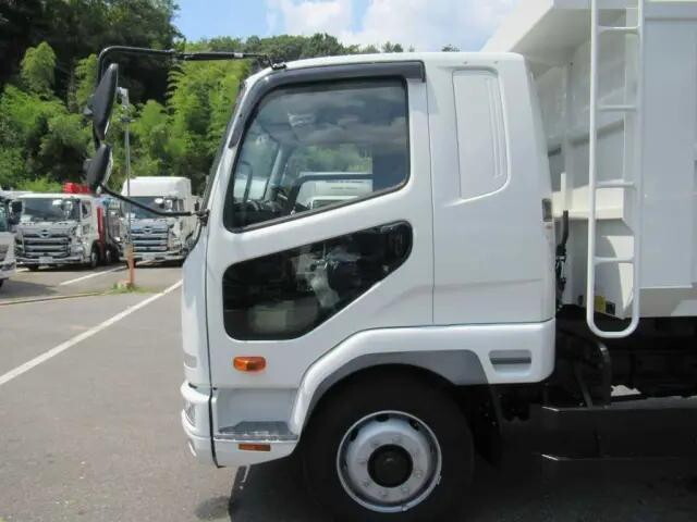 三菱ふそうファイター深ダンプ（土砂禁ダンプ）増トン（6t・8t）[写真12]