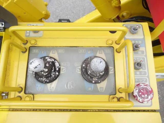 日野レンジャー高所作業車中型（4t）[写真12]