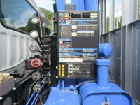 三菱ふそうファイタークレーン4段増トン（6t・8t）[写真14]