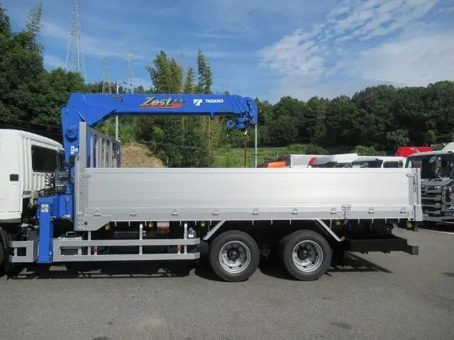 三菱ふそうファイタークレーン4段増トン（6t・8t）[写真09]