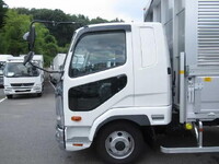 三菱ふそうファイターアルミウイング中型（4t）[写真14]