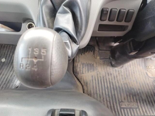 三菱ふそうキャンターダンプ小型（2t・3t）[写真34]