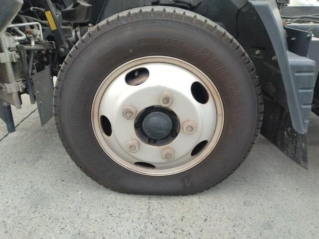 三菱ふそうキャンターダンプ小型（2t・3t）[写真09]