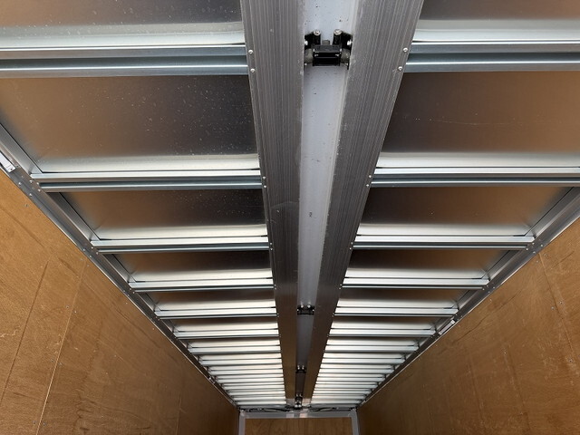 日野プロフィアアルミウイング大型（10t）[写真13]