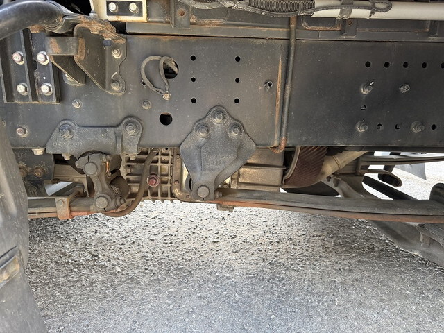 日野プロフィアアルミウイング大型（10t）[写真21]