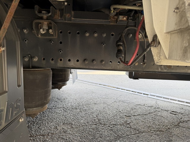 日野プロフィアアルミウイング大型（10t）[写真24]