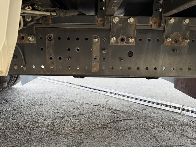 日野プロフィアアルミウイング大型（10t）[写真25]