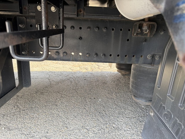 日野プロフィアアルミウイング大型（10t）[写真27]