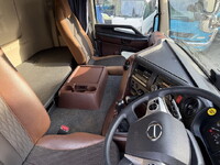 日野プロフィアアルミウイング大型（10t）[写真34]