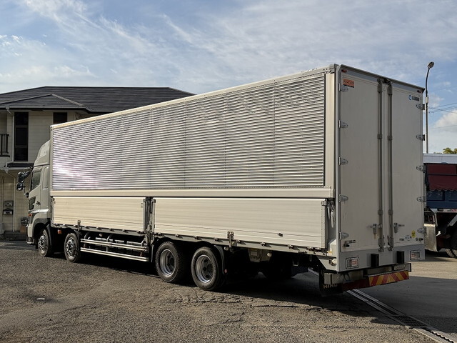 日野プロフィアアルミウイング大型（10t）[写真04]