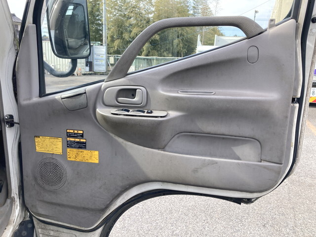 日野デュトロセーフティローダー小型（2t・3t）[写真31]