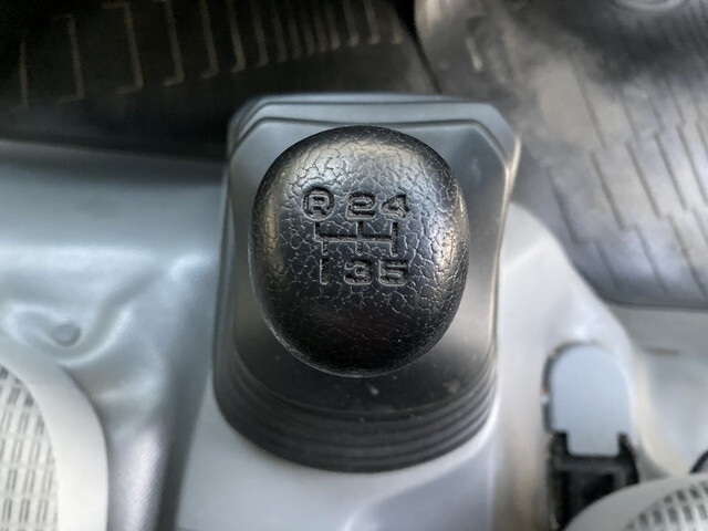 日野デュトロアルミバン小型（2t・3t）[写真16]