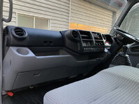 日野デュトロアルミバン小型（2t・3t）[写真19]