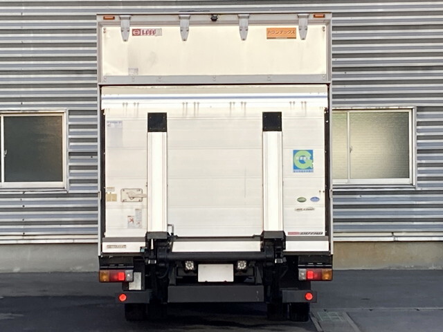 日野デュトロアルミバン小型（2t・3t）[写真02]