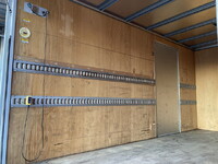 日野デュトロアルミバン小型（2t・3t）[写真22]