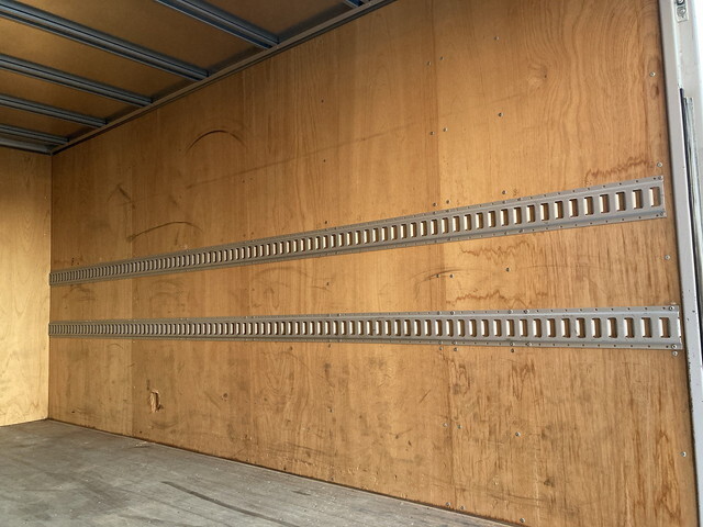 日野デュトロアルミバン小型（2t・3t）[写真22]