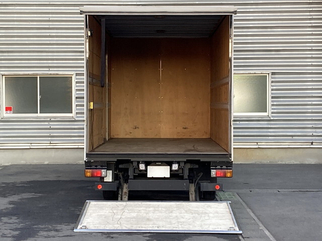日野デュトロアルミバン小型（2t・3t）[写真05]