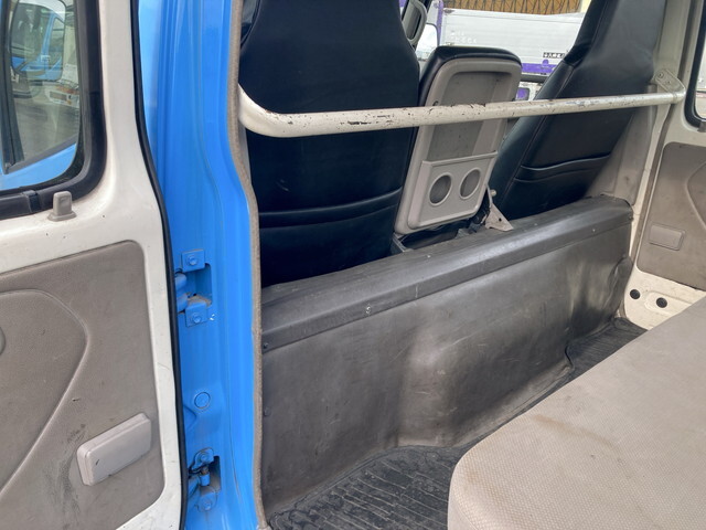 トヨタダイナダブルキャブ（Wキャブ）小型（2t・3t）[写真25]