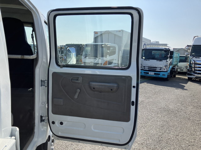 トヨタダイナダブルキャブ（Wキャブ）小型（2t・3t）[写真26]