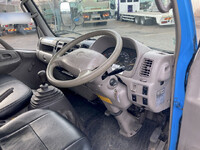 トヨタダイナダブルキャブ（Wキャブ）小型（2t・3t）[写真34]