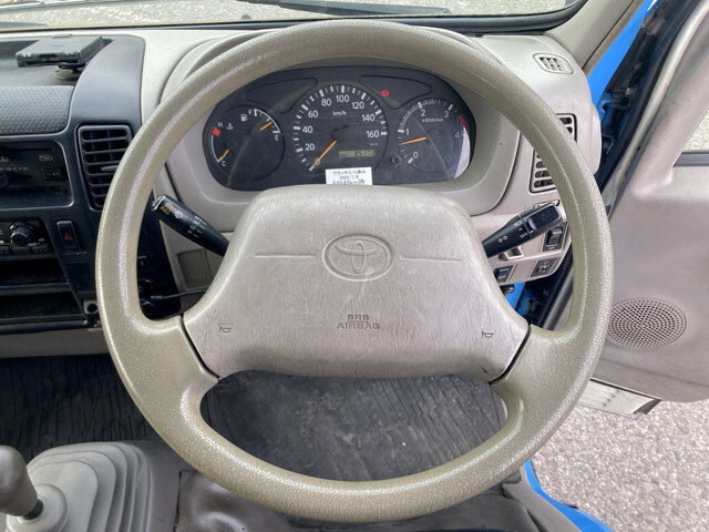 トヨタダイナダブルキャブ（Wキャブ）小型（2t・3t）[写真36]