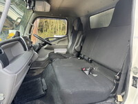 三菱ふそうキャンターアルミバン小型（2t・3t）[写真15]